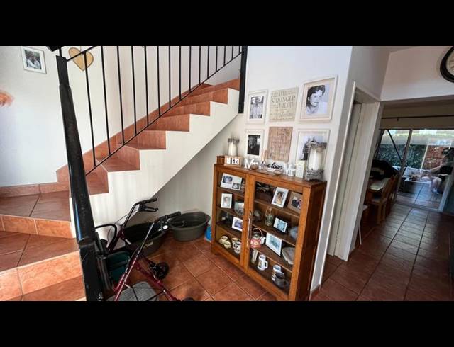 3 BEDROOM TOWNHOUSE FOR SALE IN PELHAM